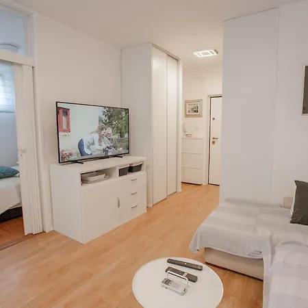 Flora Apartman Split