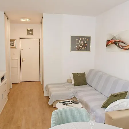 Flora Apartman Split