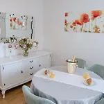Apartman Flora