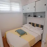 Flora Apartman *